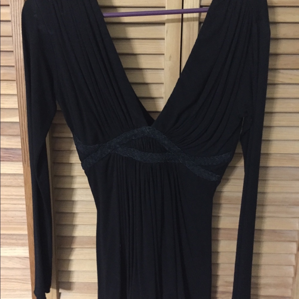 Black v-neck top